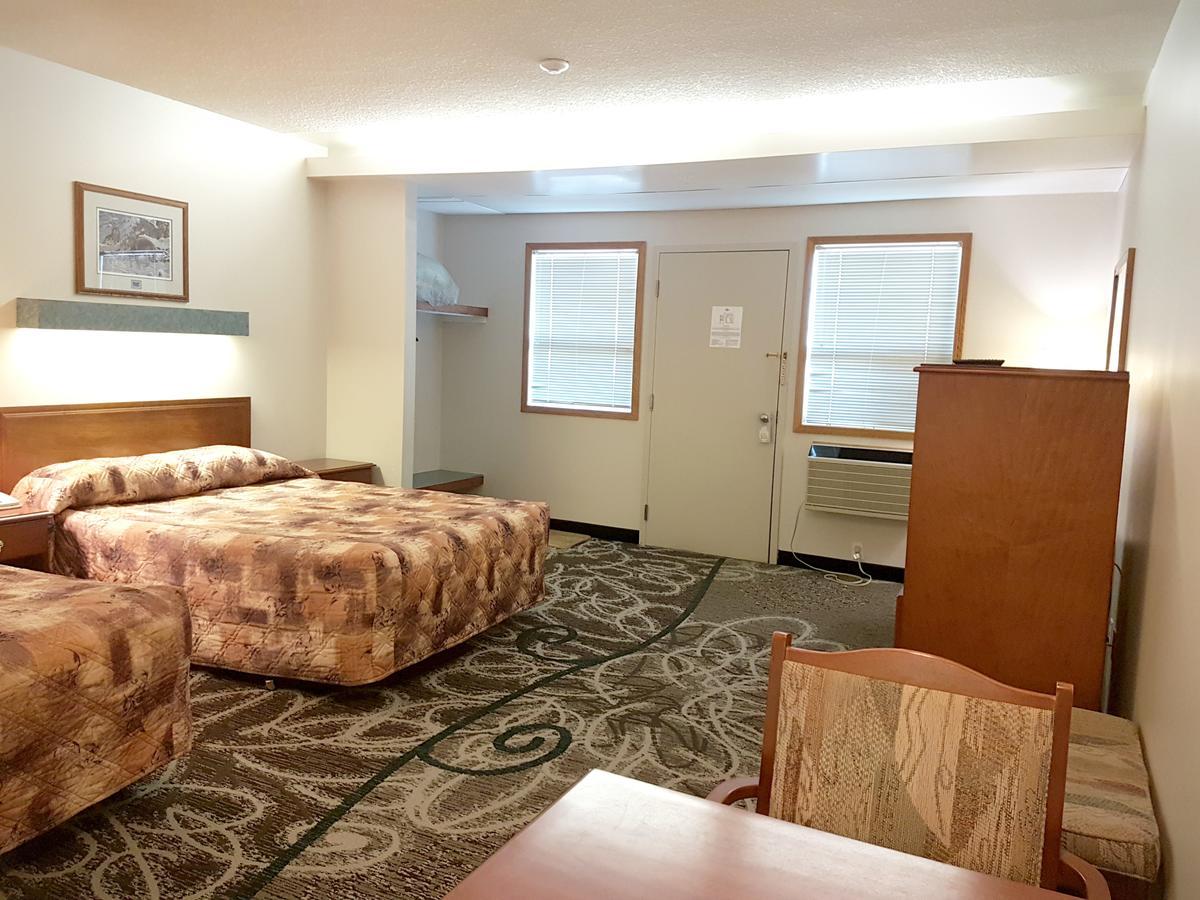 Garden Court Motel Manning Exterior photo